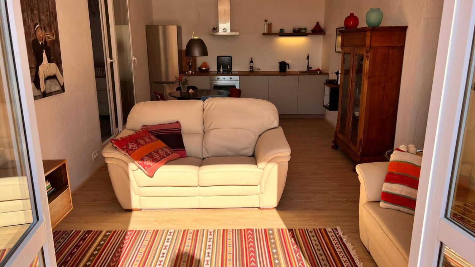 קוניל דה לה פרונטרה Arriba Stijlvol Appartement Met Zwembad En Tuin מראה חיצוני תמונה