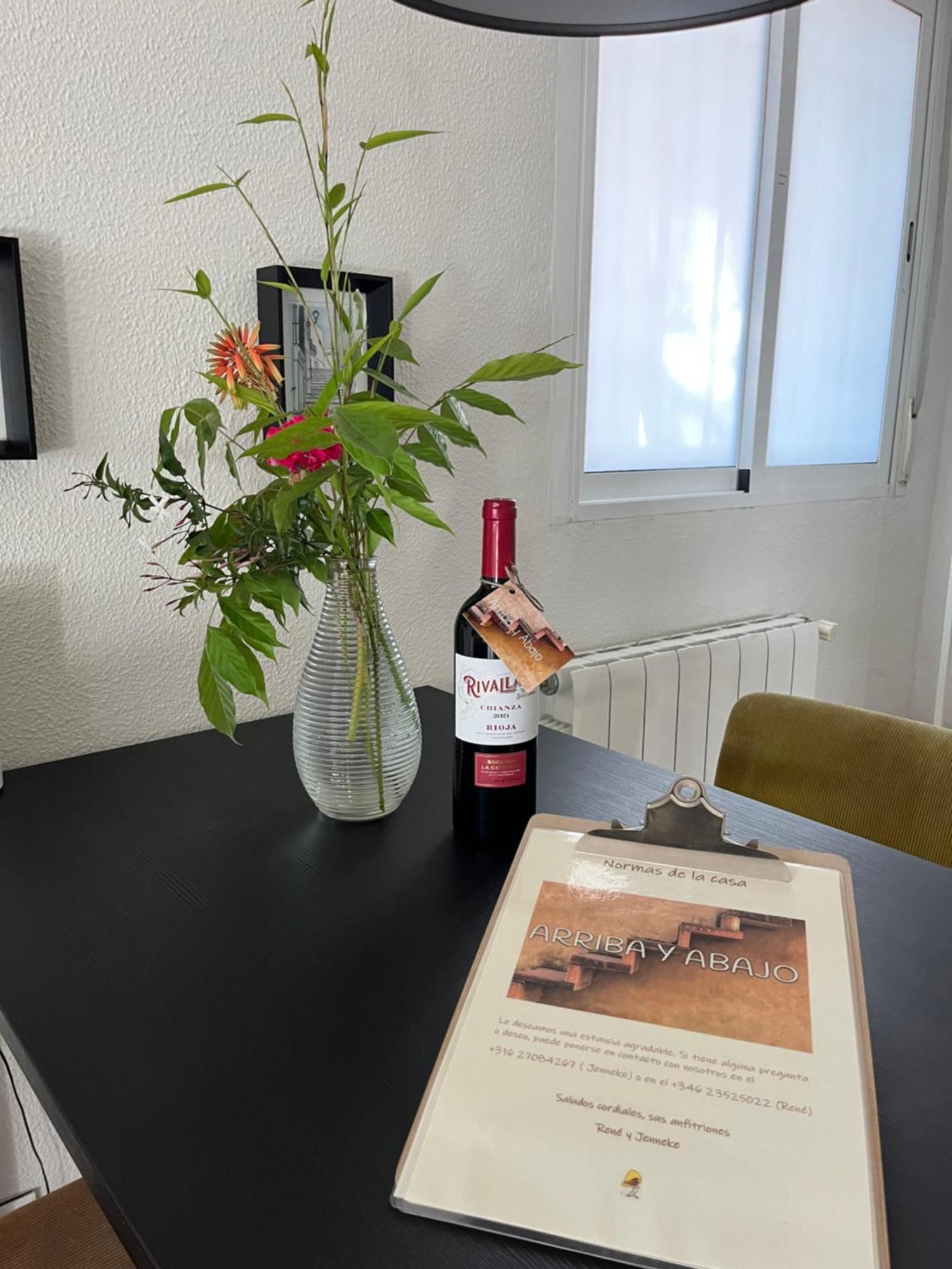 קוניל דה לה פרונטרה Arriba Stijlvol Appartement Met Zwembad En Tuin מראה חיצוני תמונה